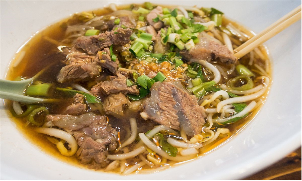 食堂承包雖然投資小，但產(chǎn)出卻很大